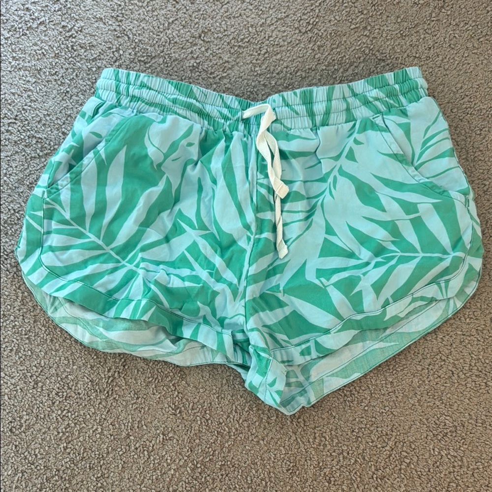 Billabong Green Athletic Shorts with Leaf Pattern